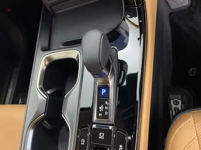 レクサス ＮＸ 250 バージョンL 鹿児島県 2022(令4)年 1.2万km ラグジュアリーホワイトパールクリスタルシャインガラスフレーク ワンオーナー/レクサスセーフティシステム+/・プリクラッシュセーフティ/・レーダークルーズコントロール/・レーントレーシングアシスト/・アダプティブハイビーム/・ロードサインアシスト/・ドライバー異常時対応システム/・プロアクティブドライビングアシスト/・ブラインドスポットモニター/・パーキングサポートブレーキ/・安心降車アシスト/・クリアランスソナー/パノラマルーフ/純正14インチディスプレイオーディオ/・ナビ機能/・フルセグTV/・USB/BT/AM.FM/・Applecarplay/Androidauto/パノラミックビューモニター/パワーバックドア/ビルトイン2.0ETC/シートヒーター/前席エアーシート/D席メモリ付パワーシート/D/N席パワーシート/ステアリングヒーター/パドルシフト/革巻きステアリング/ステアリングスイッチ/ヘッドアップディスプレイ/電動パーキングブレーキ/オートホールド/アイドリングストップ/LEDヘッドライト/フォグランプ/オートライト/純正20インチAW/プッシュスタート/スマートキー/電動格納ウィンカーミラー