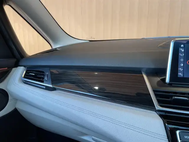 ＢＭＷ ２１８ｄ グランツアラー ラグジュアリー 愛知県 2020(令2)年 1.9万km カシミヤシルバー 白革/サンルーフ/ACC /パワーバックドア/ナビ/Bluetooth/バックカメラ/ヘッドアップディスプレイ/インテリジェントセーフティ /ETC/コンフォートアクセス/LEDヘッドライト/シートヒーター/パワーシート ドラレコ