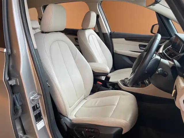 ＢＭＷ ２１８ｄ グランツアラー ラグジュアリー 愛知県 2020(令2)年 1.9万km カシミヤシルバー 白革/サンルーフ/ACC /パワーバックドア/ナビ/Bluetooth/バックカメラ/ヘッドアップディスプレイ/インテリジェントセーフティ /ETC/コンフォートアクセス/LEDヘッドライト/シートヒーター/パワーシート ドラレコ