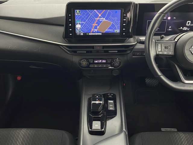 日産 ノート X FOUR 秋田県 2022(令4)年 3.5万km オーロラフレアブルーパール ４WD/純正メモリナビ　/フルセグTV/CD/DVD/Bluetooth/全方位カメラ　/衝突被害軽減防止ブレーキ　/前後コーナーセンサー　/横滑り防止装置　/レーンキープアシスト　/ミラー一体型ドライブレコーダー/ETC/前席シートヒーター　/ステアリングヒーター　/プッシュスタート/スペアキー/LEDヘッドライト/オートマチックハイビーム/フォグランプ/純正フロアマット/純正アルミホイール/保証書/取扱説明書