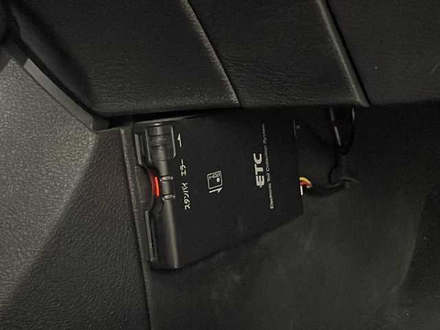 日産 ノート X FOUR 秋田県 2022(令4)年 3.5万km オーロラフレアブルーパール ４WD/純正メモリナビ　/フルセグTV/CD/DVD/Bluetooth/全方位カメラ　/衝突被害軽減防止ブレーキ　/前後コーナーセンサー　/横滑り防止装置　/レーンキープアシスト　/ミラー一体型ドライブレコーダー/ETC/前席シートヒーター　/ステアリングヒーター　/プッシュスタート/スペアキー/LEDヘッドライト/オートマチックハイビーム/フォグランプ/純正フロアマット/純正アルミホイール/保証書/取扱説明書