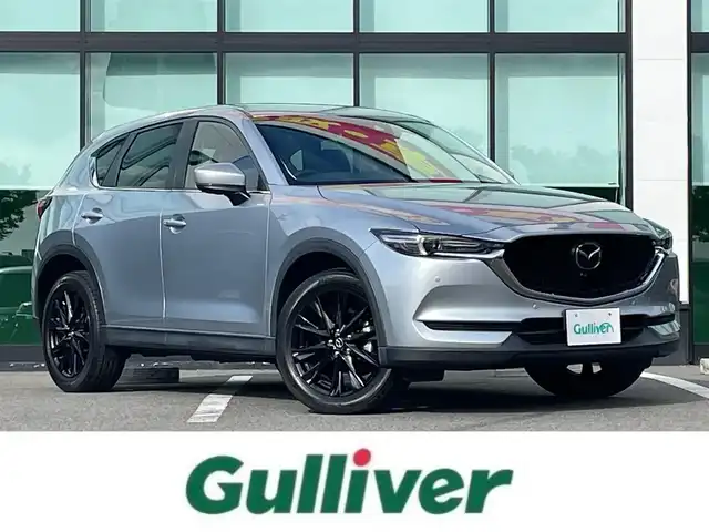 マツダ ＣＸ－５ XD ブラックトーンエディション 和歌山県 2021(令3)年 2万km ソニックシルバーM 純正10.25インチナビ/フルセグTV/Bluetooth/USB/全周囲カメラ/ETC/前後ドライブレコーダー/衝突軽減カメラ/車線逸脱防止機能/レーダークルーズコントロール/BSM/HUD/電動リアゲート/ハーフレーザーシート/運転席パワーシート/シートメモリー/前席シートヒーター/革ステアリング/ステアリングスイッチ/ステアリングヒーター/電動パーキングブレーキ/オートブレーキホールド/LEDヘッドライト/オートライト/プッシュスタート/スマートキー/スペアキー/取扱説明書/保証書