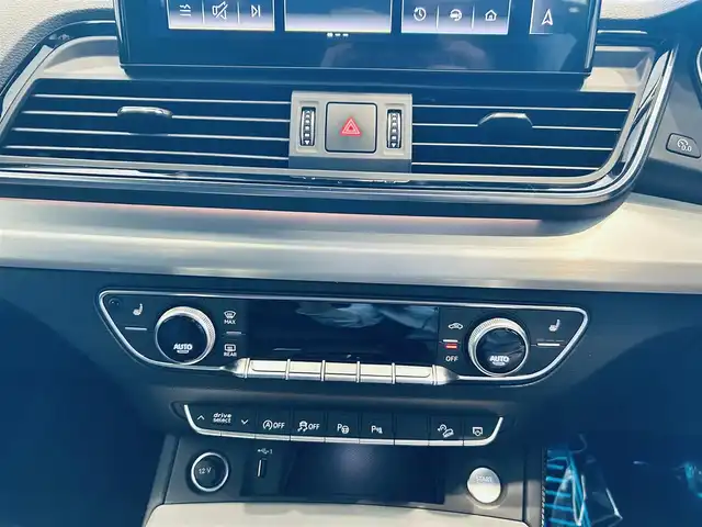 アウディ アウディ Ｑ５ SB 1stエディション 大阪府 2022(令4)年 1.4万km グレイシアホワイトメタリック 230台限定/SラインプラスP/バーチャルコックピット/ACC/純正ナビ/360度カメラ/applecarplay/サイドアシスト/純正20インチAW/LEDヘッドライト/電動リアゲート/黒革/パワーシート/Dシートメモリ/シートヒーター/パドルシフト/ETC