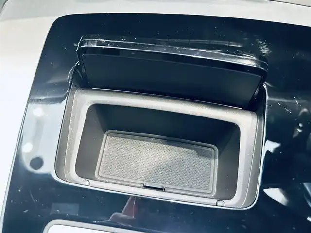 アウディ アウディ Ｑ５ SB 1stエディション 大阪府 2022(令4)年 1.4万km グレイシアホワイトメタリック 230台限定/SラインプラスP/バーチャルコックピット/ACC/純正ナビ/360度カメラ/applecarplay/サイドアシスト/純正20インチAW/LEDヘッドライト/電動リアゲート/黒革/パワーシート/Dシートメモリ/シートヒーター/パドルシフト/ETC