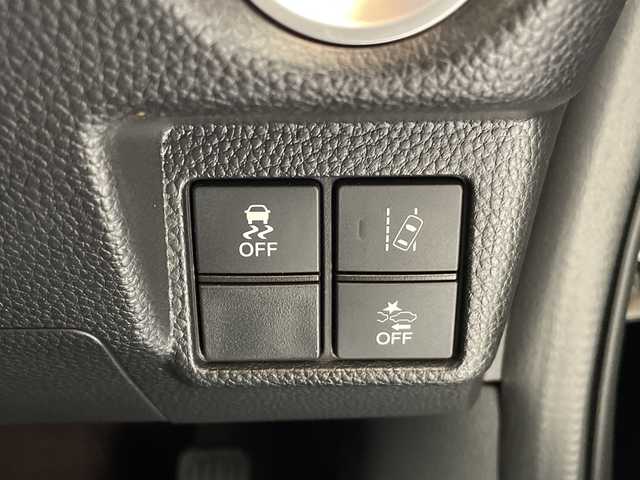 ホンダ Ｎ ＢＯＸ カスタム G L ターボ ホンダセンシング 愛知県 2019(平31)年 4.5万km クリスタルブラックパール ホンダセンシング/9型ナビ/両側パワースライドドア/レーダークルーズコントロール/バックカメラ/純正アルミホイール/ＥＴＣ/LEDヘッドライト/パドルシフト/レーンキープアシスト/オートマチックハイビーム/ドライブレコーダー/衝突軽減システム/フルセグ/CD DVD/Bluetooth/ステアリングスイッチ/スマートキー/プッシュスタート