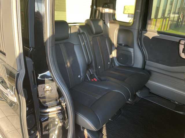 ホンダ Ｎ ＢＯＸ カスタム G L ターボ ホンダセンシング 愛知県 2019(平31)年 4.5万km クリスタルブラックパール ホンダセンシング/9型ナビ/両側パワースライドドア/レーダークルーズコントロール/バックカメラ/純正アルミホイール/ＥＴＣ/LEDヘッドライト/パドルシフト/レーンキープアシスト/オートマチックハイビーム/ドライブレコーダー/衝突軽減システム/フルセグ/CD DVD/Bluetooth/ステアリングスイッチ/スマートキー/プッシュスタート