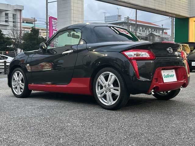 ダイハツ コペン ローブ 沖縄県 2017(平29)年 4.4万km ブラックマイカメタリック/マタドールレッドパール MT車/電動オープン/社外ナビ【CN-RE03D】/（ＡＭ／ＦＭ／ＣＤ／ＤＶＤ／ＢＴ／ＵＳＢ／フルセグＴＶ　）　/バックモニター　/ドライブレコーダー　/シートヒーター　/ＥＴＣ　/ＬＥＤヘッドライト　/フォグランプ/純正１６インチアルミ/横滑り防止