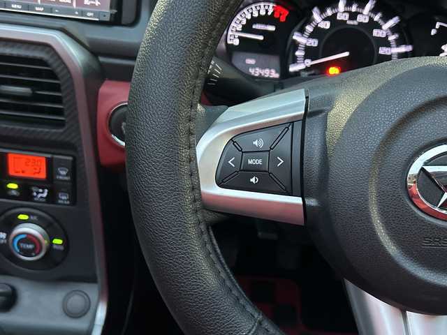 ダイハツ コペン ローブ 沖縄県 2017(平29)年 4.4万km ブラックマイカメタリック/マタドールレッドパール MT車/電動オープン/社外ナビ【CN-RE03D】/（ＡＭ／ＦＭ／ＣＤ／ＤＶＤ／ＢＴ／ＵＳＢ／フルセグＴＶ　）　/バックモニター　/ドライブレコーダー　/シートヒーター　/ＥＴＣ　/ＬＥＤヘッドライト　/フォグランプ/純正１６インチアルミ/横滑り防止