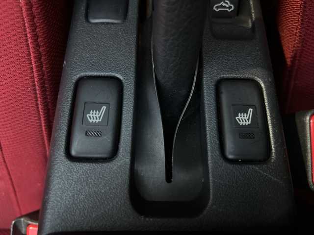 ダイハツ コペン ローブ 沖縄県 2017(平29)年 4.4万km ブラックマイカメタリック/マタドールレッドパール MT車/電動オープン/社外ナビ【CN-RE03D】/（ＡＭ／ＦＭ／ＣＤ／ＤＶＤ／ＢＴ／ＵＳＢ／フルセグＴＶ　）　/バックモニター　/ドライブレコーダー　/シートヒーター　/ＥＴＣ　/ＬＥＤヘッドライト　/フォグランプ/純正１６インチアルミ/横滑り防止