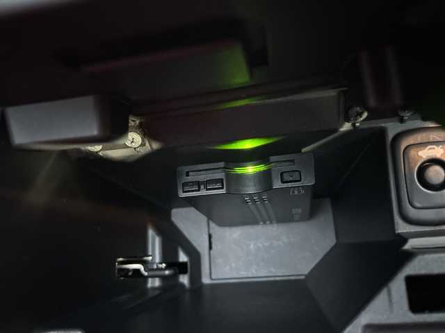 ダイハツ コペン ローブ 沖縄県 2017(平29)年 4.4万km ブラックマイカメタリック/マタドールレッドパール MT車/電動オープン/社外ナビ【CN-RE03D】/（ＡＭ／ＦＭ／ＣＤ／ＤＶＤ／ＢＴ／ＵＳＢ／フルセグＴＶ　）　/バックモニター　/ドライブレコーダー　/シートヒーター　/ＥＴＣ　/ＬＥＤヘッドライト　/フォグランプ/純正１６インチアルミ/横滑り防止