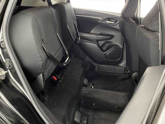 ホンダ フィット 13G Fパッケージ 宮崎県 2015(平27)年 8.1万km クリスタルブラックパール 純正ナビ　/Ｂｌｕｅｔｏｏｔｈ/ＡＭ／ＦＭ/ＣＤ／ＤＶＤ/ワンセグＴＶ/バックカメラ　/ドライブレコーダー　/純正フロアーマット/電動格納ミラー　/プッシュスタート　/ＥＴＣ　/アイドリングストップ/スマートキー
