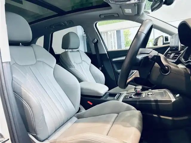 アウディ Ｑ５ 40TDIクワトロスポーツエアサ 大阪府 2020(令2)年 3.7万km 白 バーチャルコックピット/サンルーフ/ACC/純正ナビ/TV/360度カメラ/純正18インチAW/電動リアゲート/サイドアシスト/クリアランスソナー/レザーシート/パワーシート/Dシートメモリ/シートヒーター/ルーフレール/パドルシフト/ETC