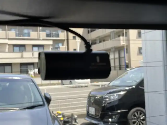 日産 ルークス HWS X アーバンクロム プロパイロットED 東京都 2022(令4)年 0.5万km ホワイトパール 社外メモリナビ（CN-HA02WD)/CD/DVD/FM・AM/Bluetooth/SD//フルセグTV/ETC/ドライブレコーダー前後/アラウンドビューモニター/プロパイロット/エマージェンシーブレーキ/アダクティブクルーズコントロール/車線逸脱警報/車線逸脱防止支援/コーナーセンサー/アダクティブLEDヘッドライトシステム/LEDフォグランプ/両側パワースライドドア /ハンズフリーオートドア/保証書/取扱説明書/スペアキー