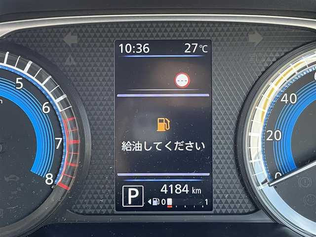 日産 ルークス HWS X アーバンクロム プロパイロットED 東京都 2022(令4)年 0.5万km ホワイトパール 社外メモリナビ（CN-HA02WD)/CD/DVD/FM・AM/Bluetooth/SD//フルセグTV/ETC/ドライブレコーダー前後/アラウンドビューモニター/プロパイロット/エマージェンシーブレーキ/アダクティブクルーズコントロール/車線逸脱警報/車線逸脱防止支援/コーナーセンサー/アダクティブLEDヘッドライトシステム/LEDフォグランプ/両側パワースライドドア /ハンズフリーオートドア/保証書/取扱説明書/スペアキー