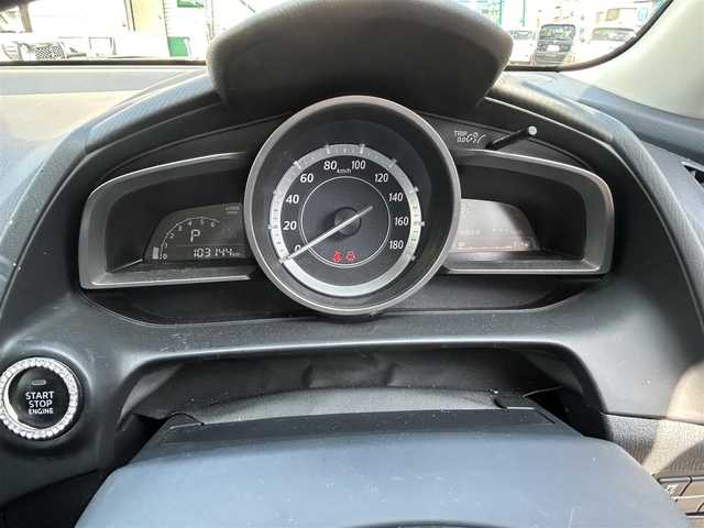マツダ デミオ 13S 福島県 2015(平27)年 10.4万km チタニウムフラッシュマイカ ４WD/純正ナビ/Bluetooth/FM/AM/USB/衝突軽減ブレーキ/ステアリングリモコン/アイドリングストップ/電動格納ドアミラー/バックカメラ/ETC/ＬＥＤヘッドライト/オートライト/純正フロアマット/純正ホイールカバー/AAC/スマートキー/スペアキー/取扱説明書/保証書/4本スノータイヤ付