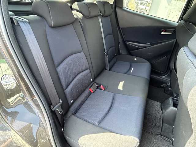 マツダ デミオ 13S 福島県 2015(平27)年 10.4万km チタニウムフラッシュマイカ ４WD/純正ナビ/Bluetooth/FM/AM/USB/衝突軽減ブレーキ/ステアリングリモコン/アイドリングストップ/電動格納ドアミラー/バックカメラ/ETC/ＬＥＤヘッドライト/オートライト/純正フロアマット/純正ホイールカバー/AAC/スマートキー/スペアキー/取扱説明書/保証書/4本スノータイヤ付