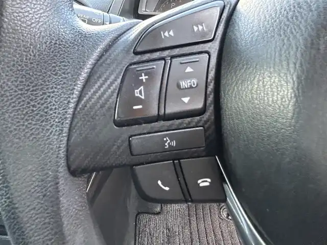 マツダ デミオ 13S 福島県 2015(平27)年 10.4万km チタニウムフラッシュマイカ ４WD/純正ナビ/Bluetooth/FM/AM/USB/衝突軽減ブレーキ/ステアリングリモコン/アイドリングストップ/電動格納ドアミラー/バックカメラ/ETC/ＬＥＤヘッドライト/オートライト/純正フロアマット/純正ホイールカバー/AAC/スマートキー/スペアキー/取扱説明書/保証書/4本スノータイヤ付