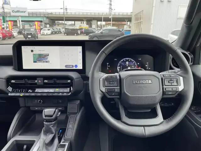 トヨタ ランドクルーザー ２５０ VX 石川県 2025(令7)年 0.4万km アバンギャルドブロンズメタリック 4WD/ワンオーナー/純正メモリーナビ/フルセグTV/全方位カメラ/革シート/シートヒーター&クーラー/サンルーフ/純正アルミホイール/電動ミラー/レーンキープアシスト/オートライト/コーナーセンサー/トヨタセーフティセンス/レーダークルーズ/デジタルミラー/ブラインドスポットモニター/保証書