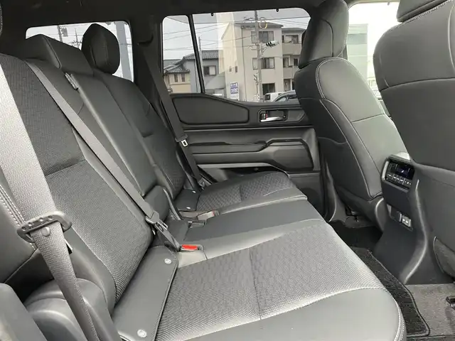 トヨタ ランドクルーザー ２５０ VX 石川県 2025(令7)年 0.4万km アバンギャルドブロンズメタリック 4WD/ワンオーナー/純正メモリーナビ/フルセグTV/全方位カメラ/革シート/シートヒーター&クーラー/サンルーフ/純正アルミホイール/電動ミラー/レーンキープアシスト/オートライト/コーナーセンサー/トヨタセーフティセンス/レーダークルーズ/デジタルミラー/ブラインドスポットモニター/保証書