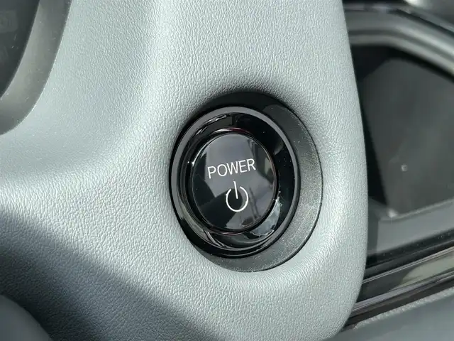 ホンダ フィット e:HEV RS 島根県 2023(令5)年 1.5万km プラチナホワイトパール 純正ＳＤナビ　/Ｂｌｕｅｔｏｏｔｈ接続　/前後ドライブレコーダー　/ビルトインＥＴＣ　/バックカメラ　/アダプティブクルーズコントロール/衝突軽減ブレーキ　/レーンアシスト/電動パーキングブレーキ/パドルシフト　/前後コーナーセンサー　/横滑り防止装置/アイドリングストップ　/スマートキー/プッシュスタート/純正LEDヘッドライト/純正16インチアルミホイール　/純正フロアマット