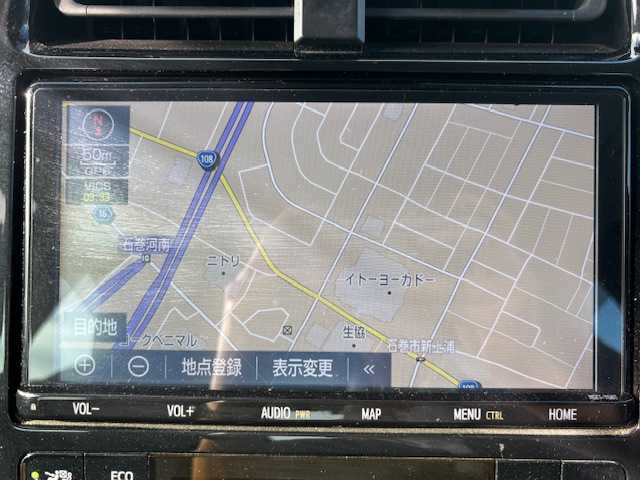 トヨタ プリウス S 宮城県 2019(令1)年 5.5万km シルバーM 登録時走行距離５４４８９ｋｍ/衝突被害軽減システム/バックカメラ/レーダークルーズコントロール/LEDオートライト/15インチアルミホイール/ドライブレコーダー/コーナーセンサー/ステアリングスイッチ/電動格納ウィンカーミラー/フォグランプ/純正フロアマット/スマートキー/ETC/レーンキープアシスト/パーキングアシスト/オートマッチクハイビーム/デジタルインナーミラー/横滑り防止装置/盗難防止装置/ABS/プリクラッシュセーフティー/クリアランスソナー/純正フロアマット/プッシュスタート/純正SDフルセグナビ/Bluetooth接続/SDサーバー/AM/FM/CD/DVD/Wミラー/ドアバイザー