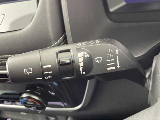 日産 エクストレイル G 熊本県 2024(令6)年 0.6万km ステルスグレー/スーパーブラック ワンオーナー/ディスプレイオーディオナビ/・フルセグTV/Bluetooth/USB/AppleCarPlay/・全方位カメラ/・TVキャンセラー/エマージェンシーブレーキ/プロパイロット/インテリジェントルームミラー/ブラインドスポットモニター/ヘッドアップディスプレイ/パワーバックドア/黒革シート/・D席メモリシート/・D/Nパワーシート/・D/Nシートヒーター/・後席シートヒーター/ステアリングヒーター/純正ナビ連動前後ドライブレコーダー/ビルトインETC2.0/置き型充電/オートライト/LEDヘッドライト/フォグランプ/ヘッドライトレベライザー/スマートキー/スペアキー/純正フロアマット/取扱説明書(ナビ・車両)/保証書