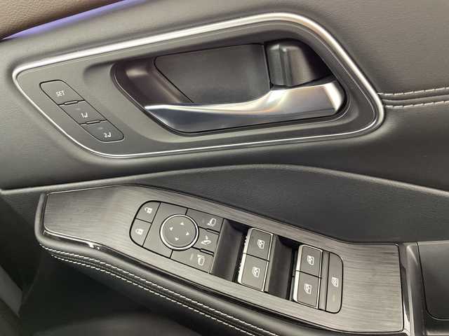 日産 エクストレイル G 熊本県 2024(令6)年 0.6万km ステルスグレー/スーパーブラック ワンオーナー/ディスプレイオーディオナビ/・フルセグTV/Bluetooth/USB/AppleCarPlay/・全方位カメラ/・TVキャンセラー/エマージェンシーブレーキ/プロパイロット/インテリジェントルームミラー/ブラインドスポットモニター/ヘッドアップディスプレイ/パワーバックドア/黒革シート/・D席メモリシート/・D/Nパワーシート/・D/Nシートヒーター/・後席シートヒーター/ステアリングヒーター/純正ナビ連動前後ドライブレコーダー/ビルトインETC2.0/置き型充電/オートライト/LEDヘッドライト/フォグランプ/ヘッドライトレベライザー/スマートキー/スペアキー/純正フロアマット/取扱説明書(ナビ・車両)/保証書
