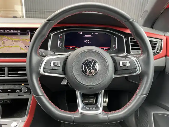 フォルクスワーゲン ポロＧＴＩ 福岡県 2019(令1)年 3万km フラッシュレッド アダプティブクルーズコントロール/ブラインドスポットモニター/レーンキープアシスト/ディスカバープロ　/Applecarplay/androidauto/フルセグTV/Bluetooth/バックカメラ　/CD/DVD/LEDヘッドライト/ステアリングスイッチ/パドルシフト/純正17インチアルミホイール/ETC
