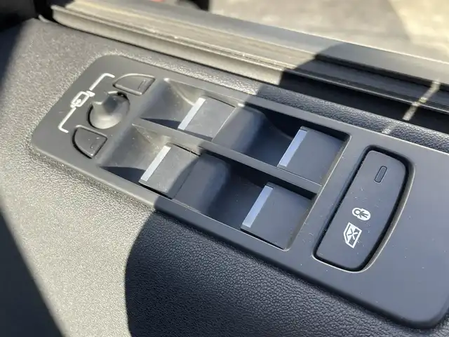 ランドローバー ランドローバー ディスカバリースポーツ ゴーアウトED 東京都 2019(平31)年 4万km 赤 純正ナビ/フルセグTV/CD/純正USB/Bluetooth/AppleCarPlay/AndroidAuto/ハーフレザーシート/シートヒーター/360°カメラ/パワーバックドア/前後ドライブレコーダー/アダプティブクルーズコントロール/ブラインドスポットモニター/レーンキープアシスト/MERIDIANサウンド