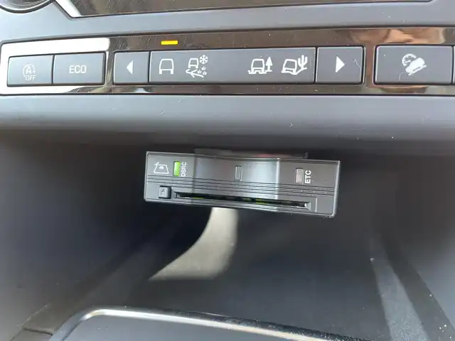 ランドローバー ランドローバー ディスカバリースポーツ ゴーアウトED 東京都 2019(平31)年 4万km 赤 純正ナビ/フルセグTV/CD/純正USB/Bluetooth/AppleCarPlay/AndroidAuto/ハーフレザーシート/シートヒーター/360°カメラ/パワーバックドア/前後ドライブレコーダー/アダプティブクルーズコントロール/ブラインドスポットモニター/レーンキープアシスト/MERIDIANサウンド