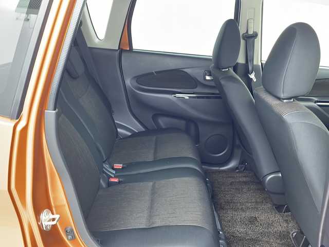 日産 デイズ ハイウェイスターX 熊本県 2018(平30)年 4.8万km プレミアムサンシャインオレンジ 純正メモリナビ/全周囲カメラ/フルセグTV/Bluetooth/衝突軽減/ディスプレイ式自動防眩式ミラー/純正LEDヘッドライト/純正フォグランプ/ETC/電動格納ミラー/純正14インチアルミホイール/ISOFIX/スマートキー