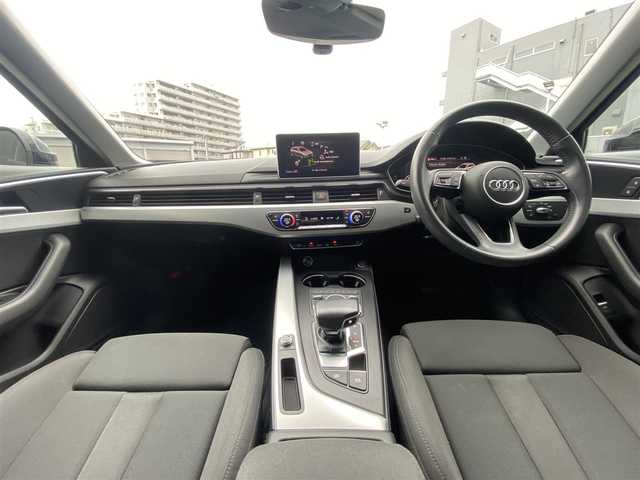 アウディ Ａ４ アバント2．0TFSIスポーツ 栃木県 2018(平30)年 3.9万km ミトスブラックメタリック バーチャルCP　/アシスタンスパッケージ　/ACC/全方位カメラ　/純正ナビ　/フルセグ 　/AppleCarPlay　/パワーシート　/シートH/電動リアゲート　/ETC　/HID　/純正17インチAW