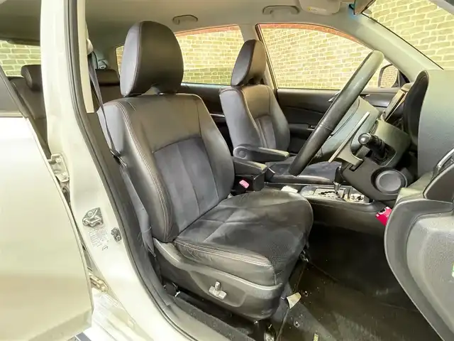 スバル エクシーガ 2．5i スペックB アイサイト 岩手県 2013(平25)年 18.1万km サテンホワイトパール ４WD/STIスポイラー/アイサイトVer.2/全車速追従機能付きクルーズコントロール/プリクラッシュブレーキ/車線逸脱警報/横滑り防止装置/SI-DRIVE/純正ナビ/（CD/DVD/フルセグ/SD/Bluetooth）/バックカメラ/ETC/パドルシフト/オートエアコン/オートライト/HIDヘッドライト/LEDフォグランプ/純正18インチアルミホイール