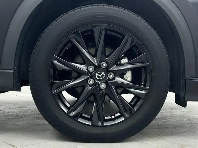 マツダ ＣＸ－５ XD ブラックトーンエディション 埼玉県 2021(令3)年 5.1万km ジェットブラックマイカ 純正ナビ　Ｂｌｕｅｔｏｏｔｈ　フルセグ　全周囲　半レザーシート　シートヒーター　　パワーシート　シートポジションメモリー　アルパインフリップ　ダウンモニター　増設ＤＶＤデッキ　社外エアロ　ETC  衝突軽減　HUD パドルシフト　トノカバー　ステアリングヒーター　