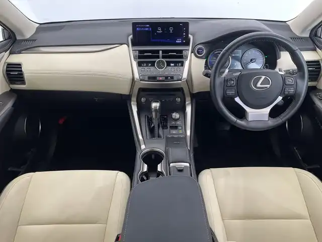 レクサス ＮＸ 300h Iパッケージ 栃木県 2019(平31)年 2.5万km グラファイトブラックガラスフレーク 純正メモリナビ/（CD/DVD/フルセグTV/Bluetooth/SD/USB/AUX）/バックカメラ/サイドカメラ/レクサスセーフティセンス+/BSM/コーナーセンサー/ビルトインETC/ドライブレコーダー/パワーバックドア/合皮シート/前席シートヒーター/運転席メモリーシート/禁煙車/ステアリングヒーター/オートライト/LEDヘッドライト/横滑り防止装置/スマートキー/プッシュスタート/アイドリングストップ/純正18インチアルミホイール/純正フロアマット/パドルシフト/オートブレーキホールド/パーキングサポートアシスト/パーキングサポートブレーキ