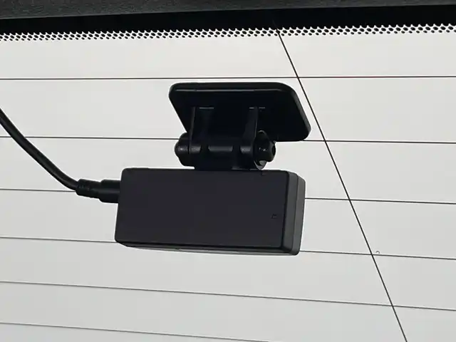 レクサス ＮＸ 300h Iパッケージ 栃木県 2019(平31)年 2.5万km グラファイトブラックガラスフレーク 純正メモリナビ/（CD/DVD/フルセグTV/Bluetooth/SD/USB/AUX）/バックカメラ/サイドカメラ/レクサスセーフティセンス+/BSM/コーナーセンサー/ビルトインETC/ドライブレコーダー/パワーバックドア/合皮シート/前席シートヒーター/運転席メモリーシート/禁煙車/ステアリングヒーター/オートライト/LEDヘッドライト/横滑り防止装置/スマートキー/プッシュスタート/アイドリングストップ/純正18インチアルミホイール/純正フロアマット/パドルシフト/オートブレーキホールド/パーキングサポートアシスト/パーキングサポートブレーキ