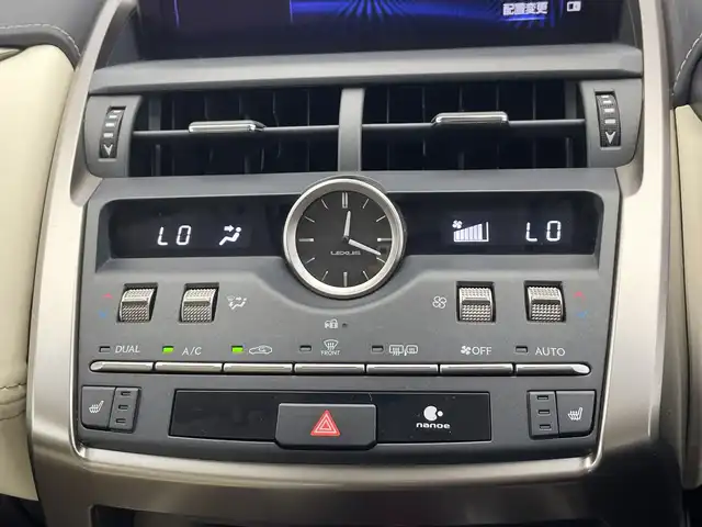 レクサス ＮＸ 300h Iパッケージ 栃木県 2019(平31)年 2.5万km グラファイトブラックガラスフレーク 純正メモリナビ/（CD/DVD/フルセグTV/Bluetooth/SD/USB/AUX）/バックカメラ/サイドカメラ/レクサスセーフティセンス+/BSM/コーナーセンサー/ビルトインETC/ドライブレコーダー/パワーバックドア/合皮シート/前席シートヒーター/運転席メモリーシート/禁煙車/ステアリングヒーター/オートライト/LEDヘッドライト/横滑り防止装置/スマートキー/プッシュスタート/アイドリングストップ/純正18インチアルミホイール/純正フロアマット/パドルシフト/オートブレーキホールド/パーキングサポートアシスト/パーキングサポートブレーキ