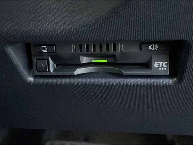 トヨタ アクア S スタイルブラック 徳島県 2018(平30)年 2.5万km ダークブルーマイカ 社外7型SDナビ　TZ-NAV01/（BT/DISC/SD/フルセグ/ラジオ）/バックカメラ/前後コーナーセンサー/ETC/社外15インチアルミホイール/アイドリングストップ/オートライト/オートマチックハイビーム/プッシュスタート/スマートキー/スペアキー