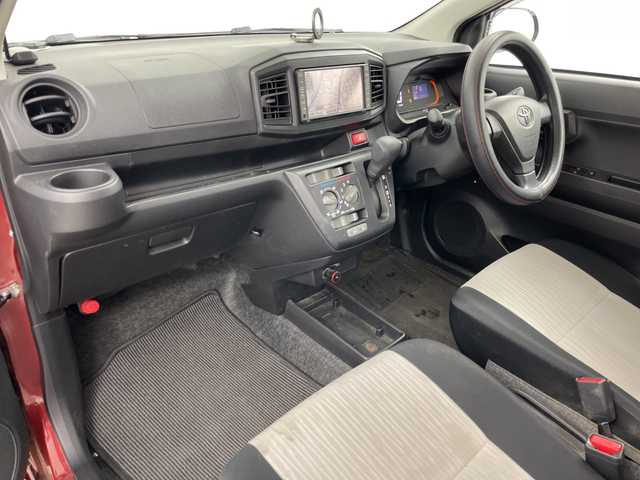 トヨタ ピクシスエポック L SAⅢ 道央・札幌 2021(令3)年 3.3万km ファイアークォーツレッドM ・4WD/・純正ナビ&CD&DVD&AUX/・スマートアシスト/・横滑り防止装置/・アイドリングストップ/・純正フロアマット/・オートライト/・オートマチックハイビーム/・社外AW夏タイヤ積込