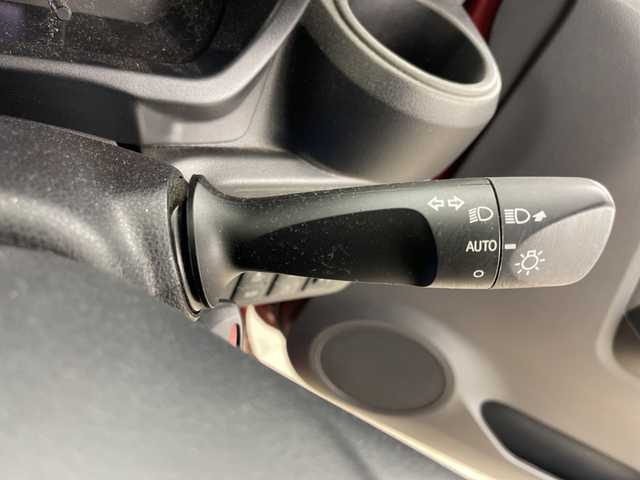 トヨタ ピクシスエポック L SAⅢ 道央・札幌 2021(令3)年 3.3万km ファイアークォーツレッドM ・4WD/・純正ナビ&CD&DVD&AUX/・スマートアシスト/・横滑り防止装置/・アイドリングストップ/・純正フロアマット/・オートライト/・オートマチックハイビーム/・社外AW夏タイヤ積込