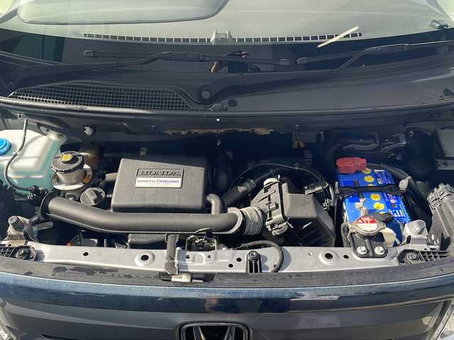 ホンダ Ｎ ＢＯＸ G ホンダセンシング 京都府 2019(令1)年 1万km ルナシルバーM 純正メモリナビ　ワンセグ　バックカメラ　アダプティブクルーズコントロール　レーンキープアシスト　スマートキー　プッシュスタート　ＬＥＤヘッドライト　ビルトインＥＴＣ　禁煙車　ステアリングスイッチ