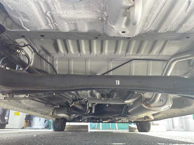 ホンダ Ｎ ＢＯＸ G ホンダセンシング 京都府 2019(令1)年 1万km ルナシルバーM 純正メモリナビ　ワンセグ　バックカメラ　アダプティブクルーズコントロール　レーンキープアシスト　スマートキー　プッシュスタート　ＬＥＤヘッドライト　ビルトインＥＴＣ　禁煙車　ステアリングスイッチ