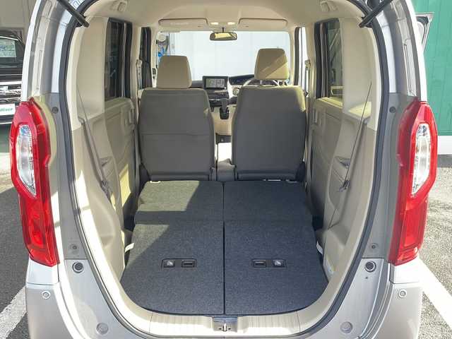 ホンダ Ｎ ＢＯＸ G ホンダセンシング 京都府 2019(令1)年 1万km ルナシルバーM 純正メモリナビ　ワンセグ　バックカメラ　アダプティブクルーズコントロール　レーンキープアシスト　スマートキー　プッシュスタート　ＬＥＤヘッドライト　ビルトインＥＴＣ　禁煙車　ステアリングスイッチ