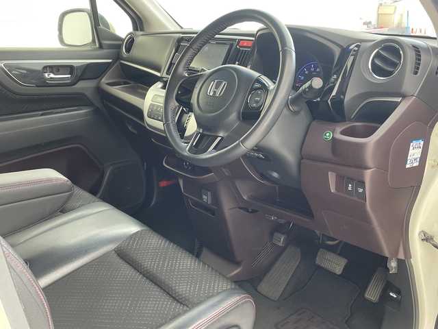 ホンダ Ｎ ＷＧＮ カスタム G Aパッケージ 沖縄県 2013(平25)年 9.3万km プレミアムホワイトパール 社外ナビ　【AVIC-ZH0009】/　(ＣＤ　ＤＶＤ　フルセグＴＶ　Ｂｌｕｅｔｏｏｔｈ　USB)/ドライブレコーダー前方/ＥＴＣ/クルーズコントロール/ハーフレザーシート/革巻きステアリング/ＨＩＤヘッドライト/純正フロアマット/プッシュスタート/スマートキー/スペアキー有り/純正14インチアルミホイール