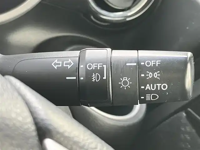 ホンダ Ｎ ＢＯＸ カスタム SSパッケージ 静岡県 2014(平26)年 6.9万km スマートブラック エンジンスタートボタン/パワーステアリング/パワーウィンドウ/アイドリングストップ/スマートキー/スペアキー1本/オートエアコン/取扱説明書/ETC/メモリナビ/ドライブレコーダー/ベンチシート/布シート/両側パワスラ/フロアマット/純正アルミホイール/ABS/横滑り防止装置/オートライト/キセノン/Ｗ+サイドエアバッグ/衝突軽減システム/カーテンエアバッグ