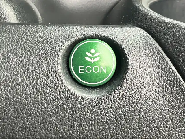 ホンダ Ｎ ＢＯＸ カスタム SSパッケージ 静岡県 2014(平26)年 6.9万km スマートブラック エンジンスタートボタン/パワーステアリング/パワーウィンドウ/アイドリングストップ/スマートキー/スペアキー1本/オートエアコン/取扱説明書/ETC/メモリナビ/ドライブレコーダー/ベンチシート/布シート/両側パワスラ/フロアマット/純正アルミホイール/ABS/横滑り防止装置/オートライト/キセノン/Ｗ+サイドエアバッグ/衝突軽減システム/カーテンエアバッグ