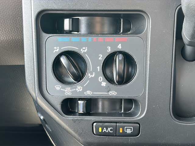トヨタ ルーミー X 三重県 2022(令4)年 5.1万km パールホワイトⅢ 純正ナビ/バックカメラ/コーナーセンサー/ビルトインＥＴＣ/片側パワースライドドア/前方ドライブレコーダー/フロアマット/オートライト/衝突軽減ブレーキ/アイドリングストップ/横滑り防止/電動格納ミラー/禁煙車