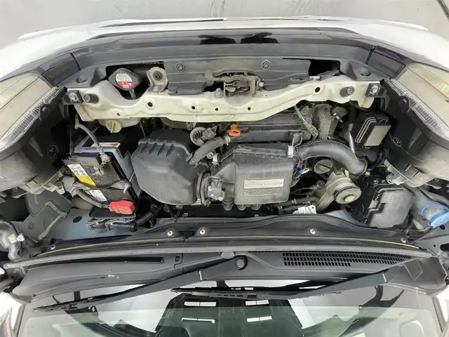 ホンダ Ｎ ＢＯＸ カスタム G Lパッケージ 滋賀県 2014(平26)年 3.5万km プレミアムホワイトパールⅡ 純正7インチナビ/【Bluetooth/CD/DVD/フルセグTV】/両側パワースライドドア/バックカメラ/衝突被害軽減ブレーキ/HIDヘッドライト/オートライト/後席ロールサンシェード/純正フロアマット/ドアバイザー/プッシュスタート/スマートキー/ステアリングリモコン