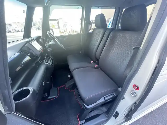 ホンダ Ｎ ＢＯＸ カスタム G Lパッケージ 滋賀県 2014(平26)年 3.5万km プレミアムホワイトパールⅡ 純正7インチナビ/【Bluetooth/CD/DVD/フルセグTV】/両側パワースライドドア/バックカメラ/衝突被害軽減ブレーキ/HIDヘッドライト/オートライト/後席ロールサンシェード/純正フロアマット/ドアバイザー/プッシュスタート/スマートキー/ステアリングリモコン