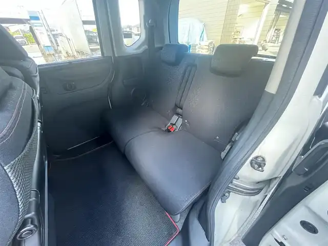 ホンダ Ｎ ＢＯＸ カスタム G Lパッケージ 滋賀県 2014(平26)年 3.5万km プレミアムホワイトパールⅡ 純正7インチナビ/【Bluetooth/CD/DVD/フルセグTV】/両側パワースライドドア/バックカメラ/衝突被害軽減ブレーキ/HIDヘッドライト/オートライト/後席ロールサンシェード/純正フロアマット/ドアバイザー/プッシュスタート/スマートキー/ステアリングリモコン